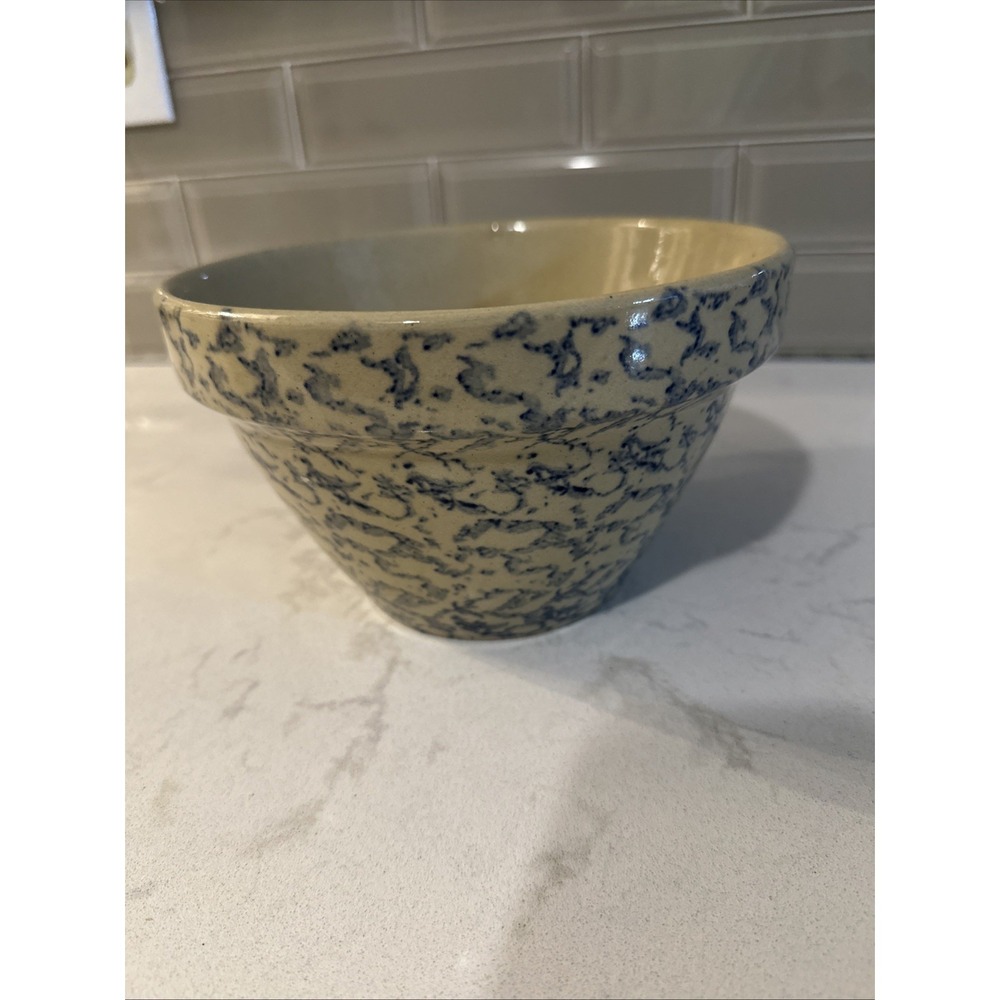 Robinson Ransbottom Blue Spongeware Mixing Bowl 8" Pottery‎ Ohio USA